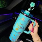 🔥40OZ Stitch Cup 1200ML 🥰 Straw Topper as Free Gift🎁 – Bild 15